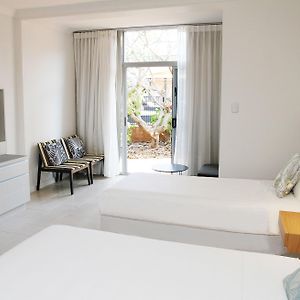 Superior Pool Side King Room